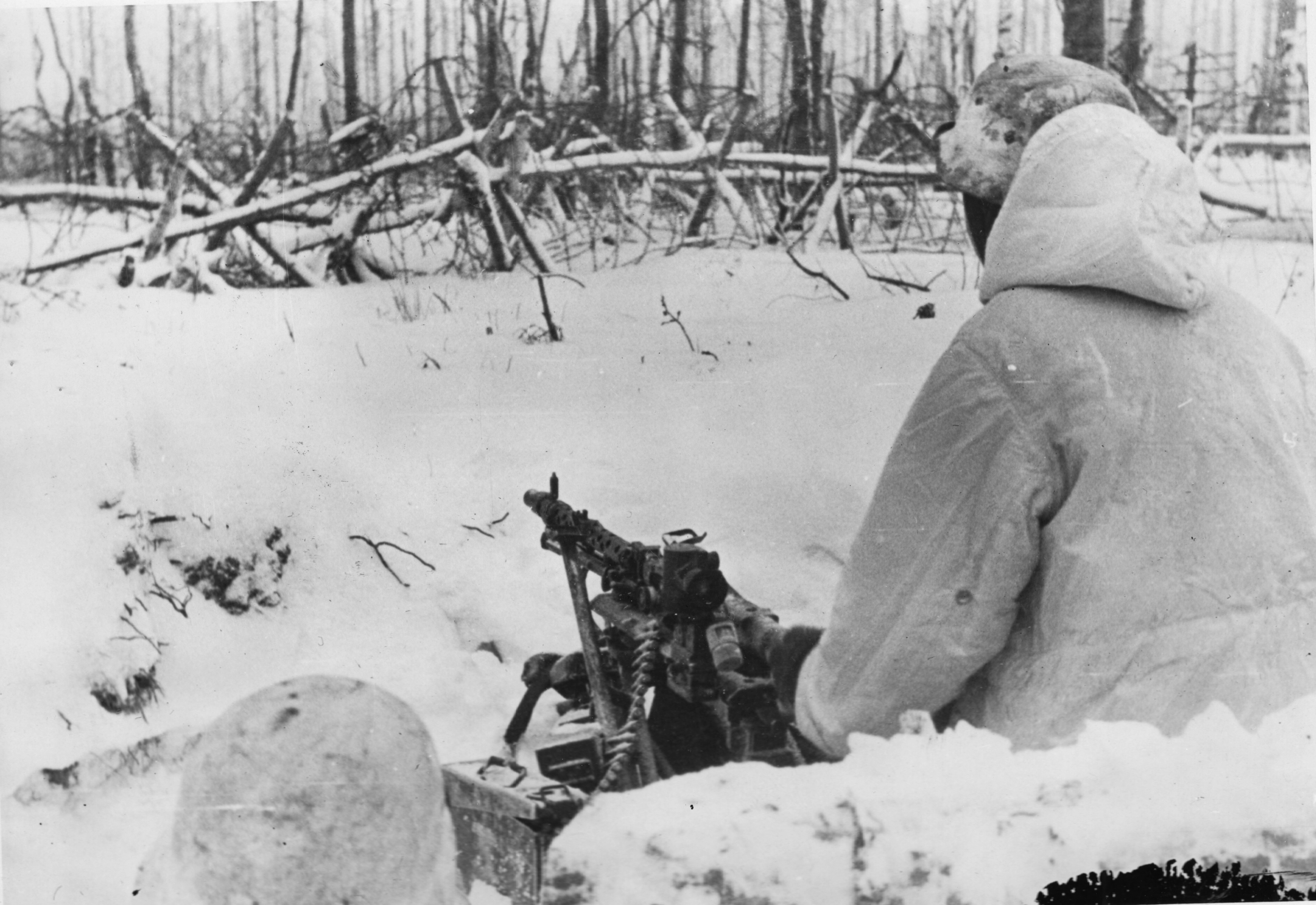 Manning an MG 34 mounted